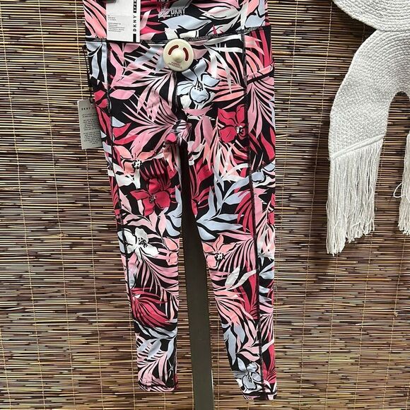 DKNY Women S Printed High Waist 7/8 Leggings‎ Pink Size X -Small - Picture 3 of 3